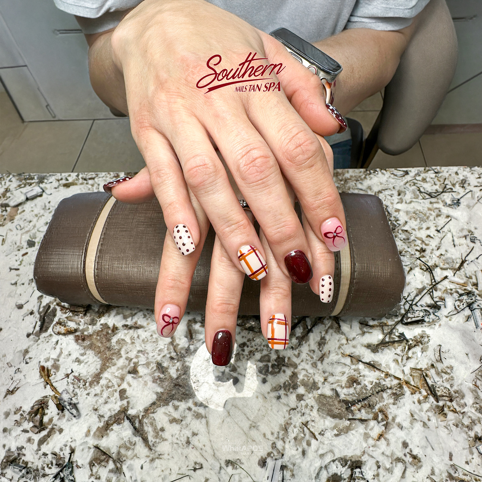 Southern Nails Tan Spa nail photo 4